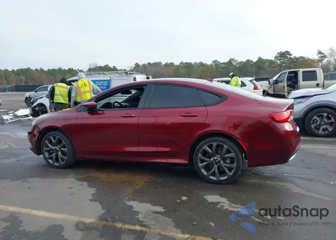 2015 Chrysler 200 S z USA, uszkodzony, nr VIN 1C3CCCBGXFN516835